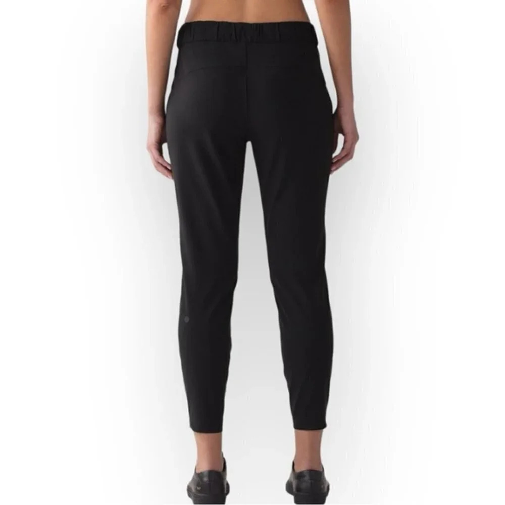 Lululemon On The Fly Pant *Woven 28" Black (First Release) 4 - Picture 2 of 9